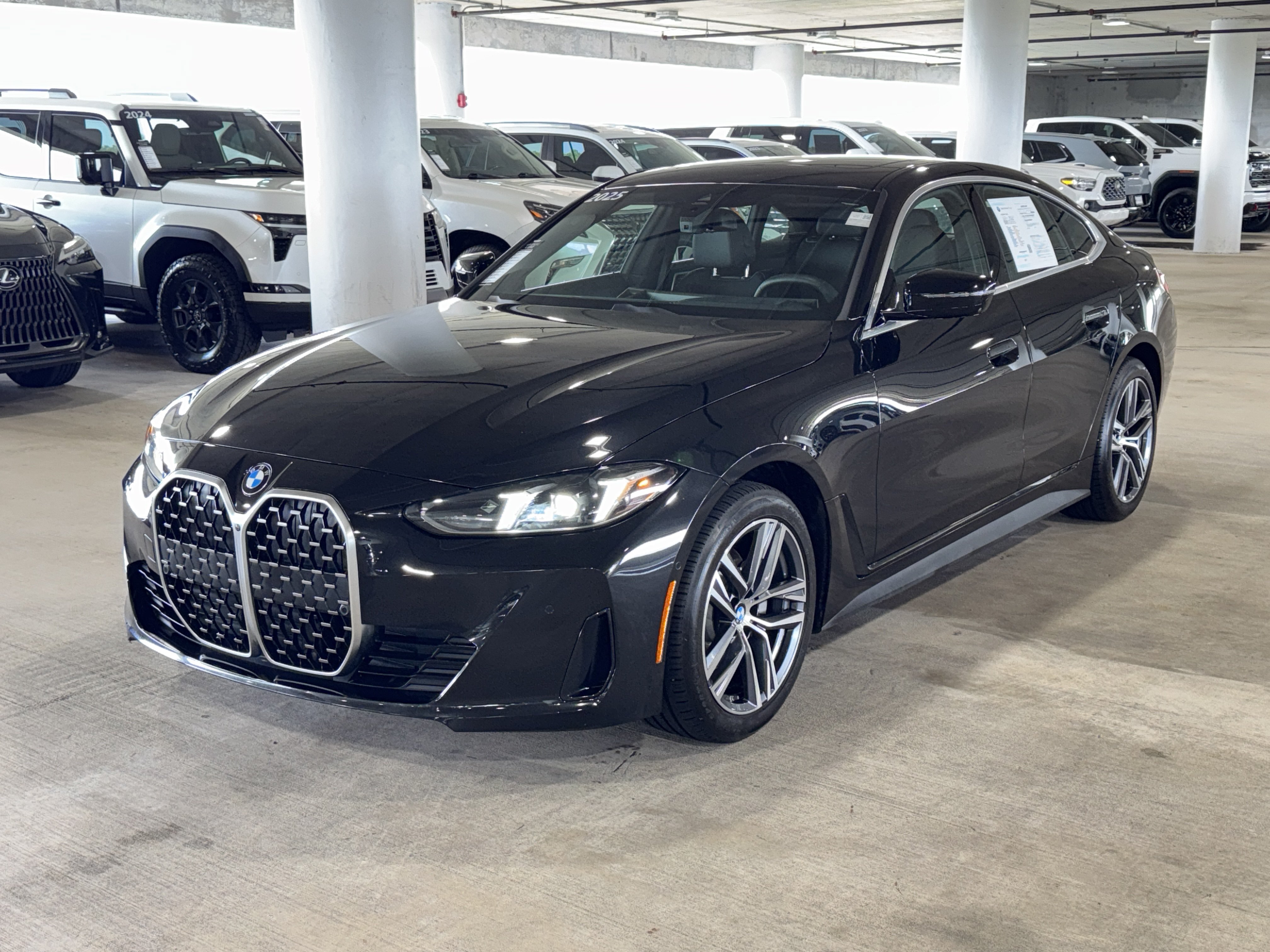 Used 2025 BMW 430i w/ Premium Package RWD image 4