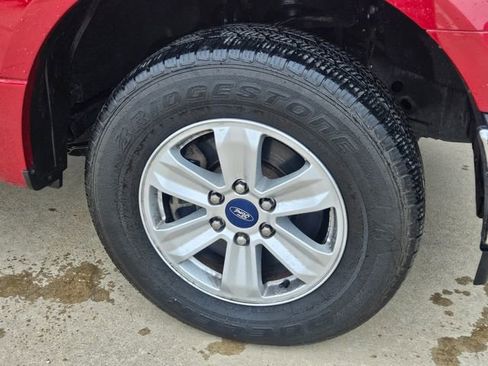 Used 2017 Ford F150 XLT image 3