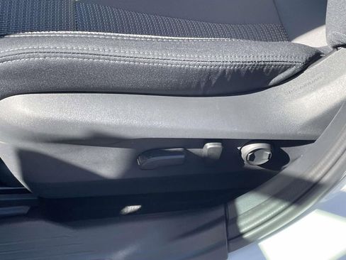 Certified 2025 Subaru Outback Premium w/ Popular Package #1A image 19