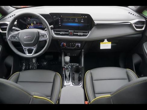 New 2026 Chevrolet TrailBlazer ACTIV AWD/4WD image 12