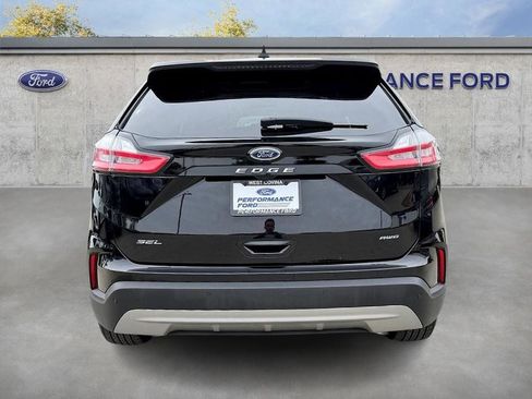 Certified 2022 Ford Edge SEL w/ Convenience Package AWD/4WD image 9