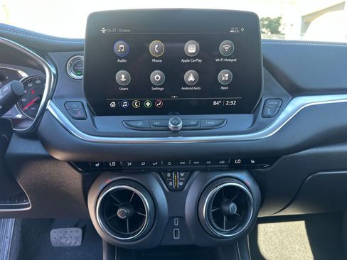 Used 2025 Chevrolet Blazer LT image 21