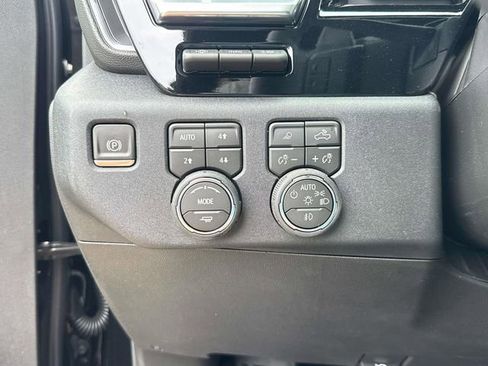 New 2026 Chevrolet Silverado 1500 High Country w/ Technology Package AWD/4WD image 24