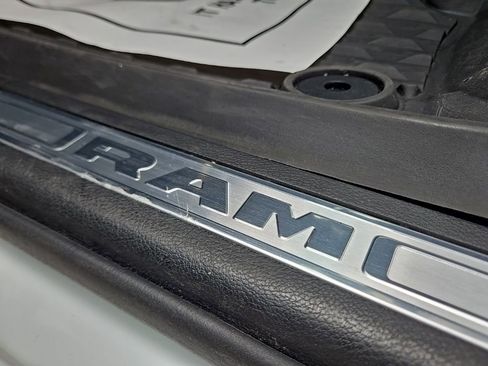 Used 2022 RAM 1500 Laramie AWD/4WD image 21