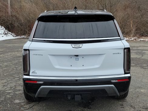 New 2026 Cadillac Vistiq Luxury image 6