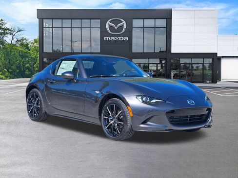 New 2026 MAZDA MX-5 Miata RF Grand Touring RWD image 3