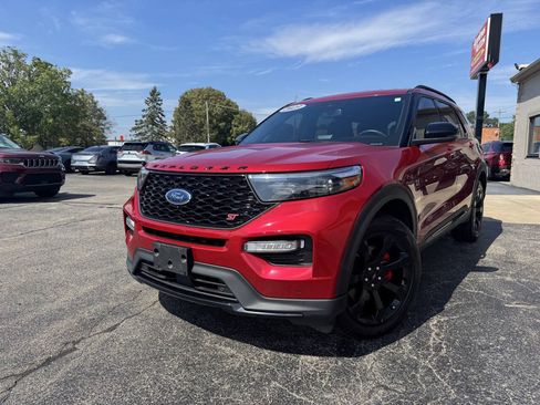 Used 2023 Ford Explorer ST w/ Technology Package AWD/4WD image 2