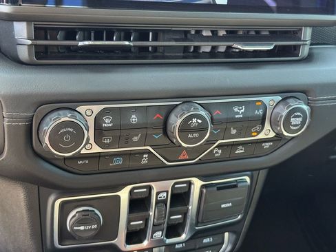 Used 2024 Jeep Wrangler Unlimited Rubicon 4xe w/ Safety Group image 32