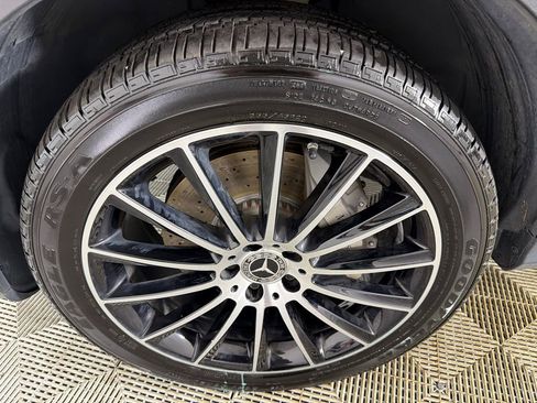 Used 2022 Mercedes-Benz GLC 300 image 11