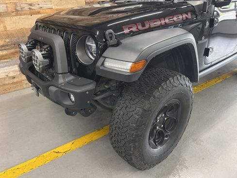 Used 2021 Jeep Wrangler Unlimited Rubicon AWD/4WD image 4