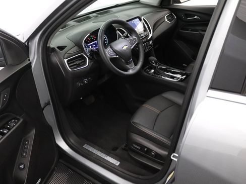 Used 2024 Chevrolet Equinox Premier AWD/4WD image 15