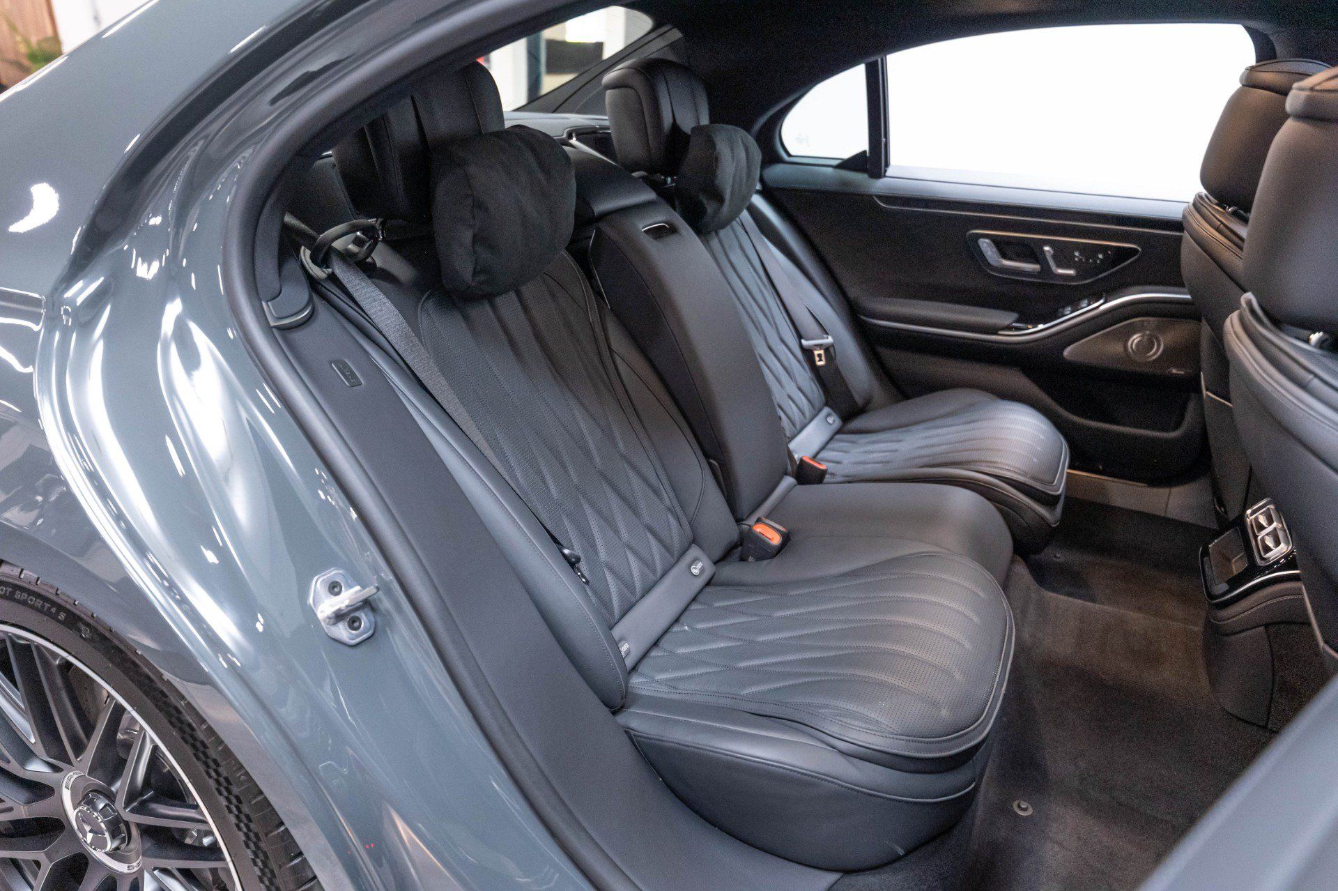 Used 2026 Mercedes-Benz S 63 AMG S image 41