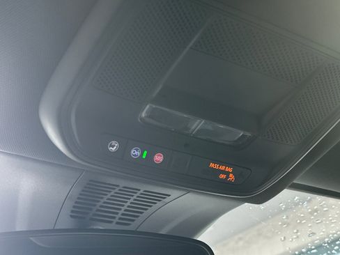 Used 2026 Chevrolet Blazer EV LT image 25