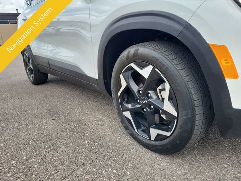 Certified 2024 Kia Seltos EX AWD/4WD image 8