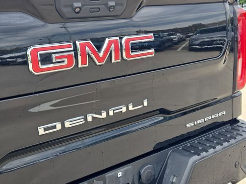 Used 2023 GMC Sierra 1500 Denali AWD/4WD image 11
