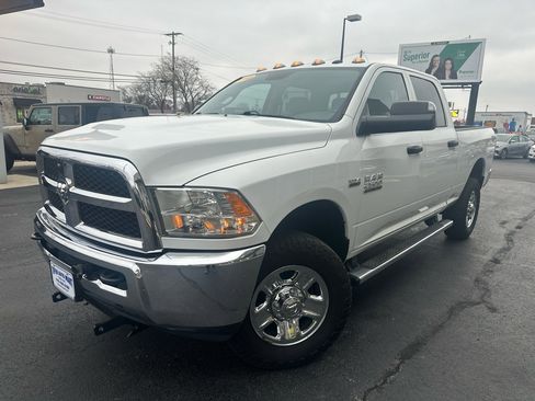 Used 2018 RAM 2500 Tradesman w/ Chrome Appearance Group image 54