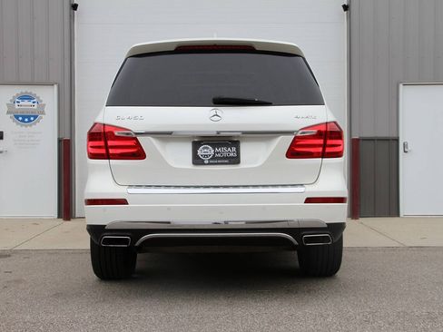 Used 2014 Mercedes-Benz GL 450 4MATIC image 9