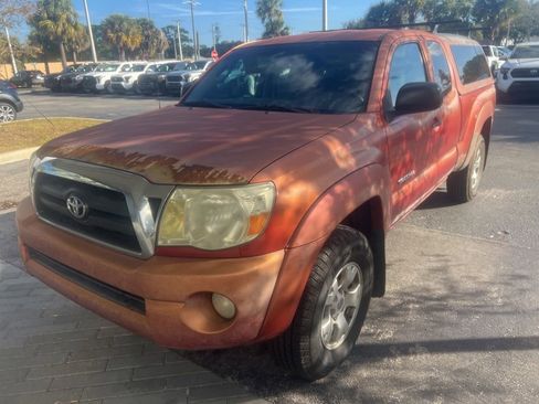 Used 2008 Toyota Tacoma PreRunner image 2