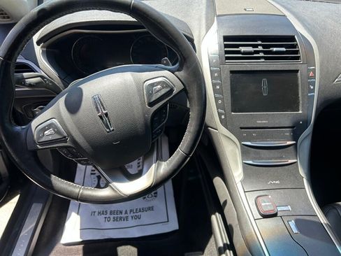 Used 2013 Lincoln MKZ AWD image 13