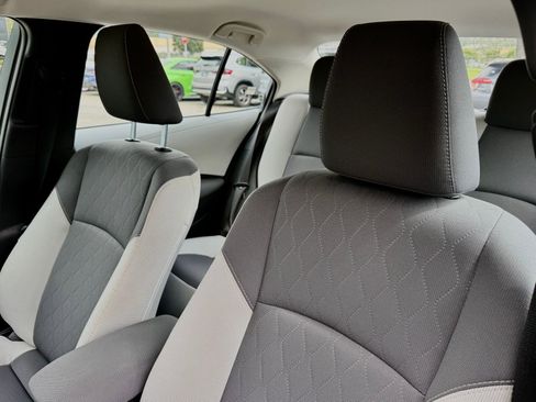 Used 2026 Toyota Corolla LE FWD image 24