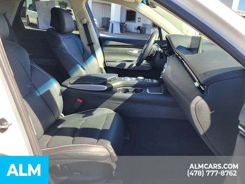 Used 2023 Genesis GV70 2.5T w/ Advanced Package image 15