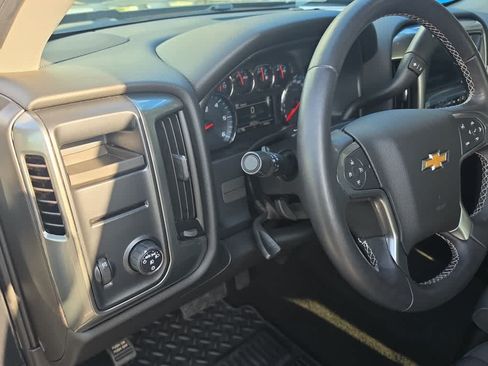 Used 2018 Chevrolet Silverado 1500 LT w/ All Star Edition RWD image 23