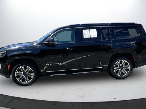 Certified 2024 Jeep Wagoneer Series II AWD/4WD image 5