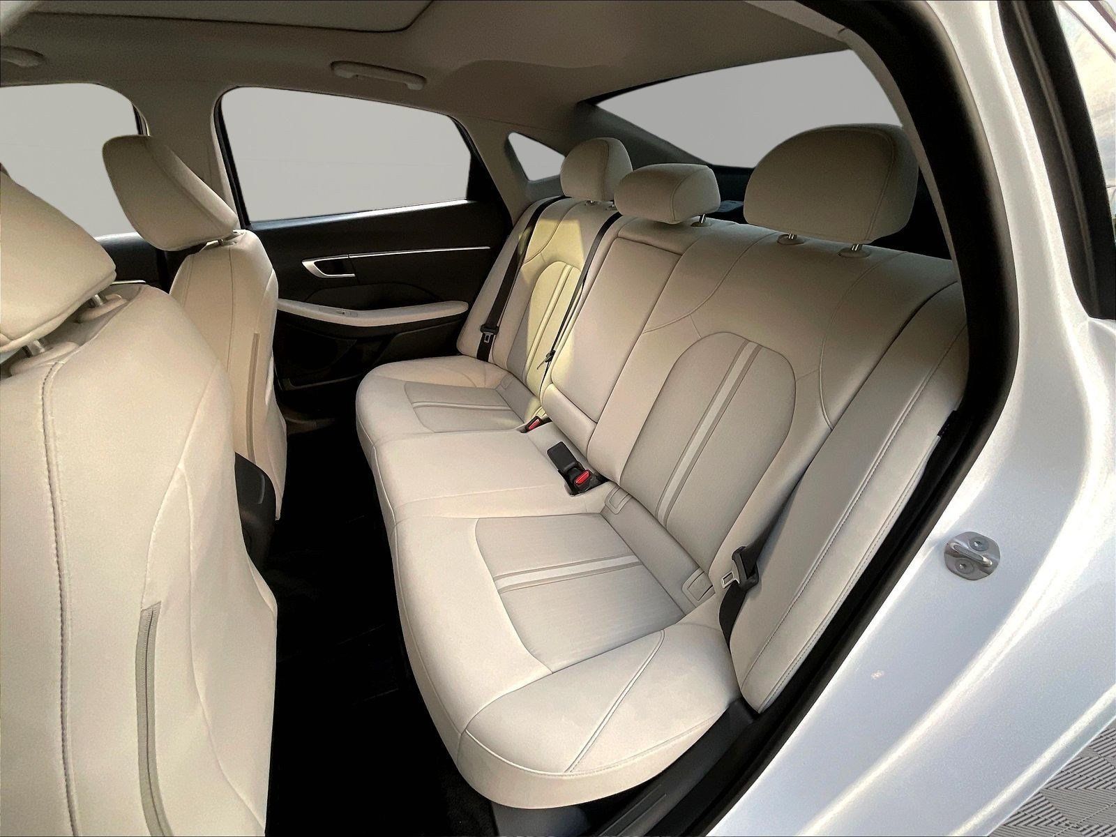 Used 2024 Hyundai Sonata SEL w/ Convenience Package FWD image 21