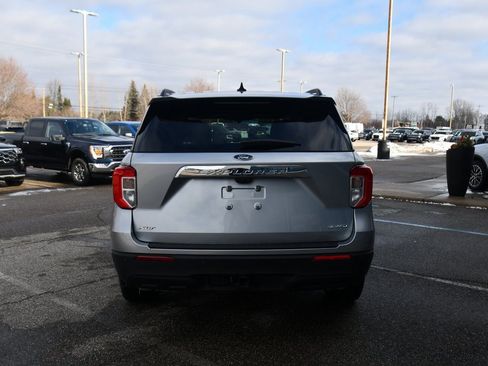 Used 2023 Ford Explorer XLT w/ Class IV Trailer Tow Package image 5