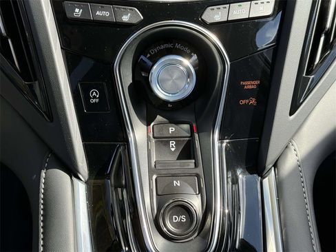 Certified 2025 Acura RDX SH-AWD w/ Advance Package image 7