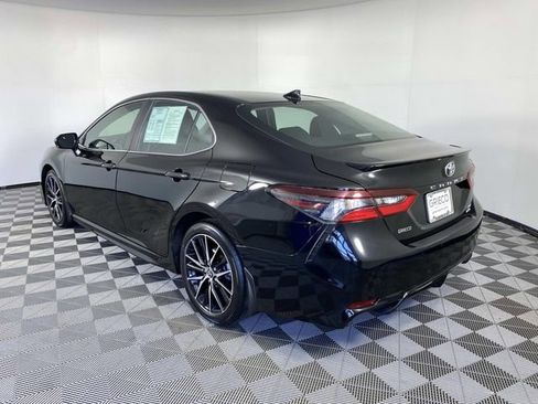 Used 2024 Toyota Camry SE w/ Cold Weather Package AWD/4WD image 6