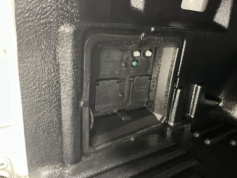 Certified 2023 Ford F150 XLT w/ Equipment Group 302A High image 33