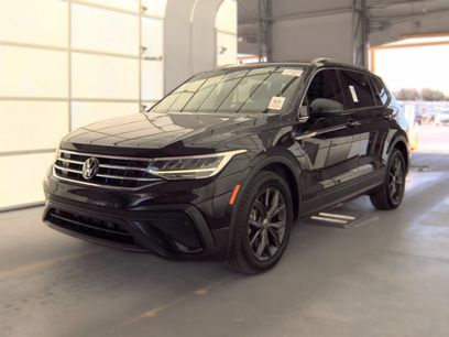 Used 2022 Volkswagen Tiguan SE