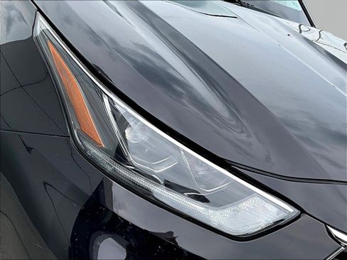 Used 2021 Toyota Highlander Limited AWD/4WD image 33