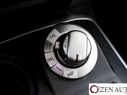 Used 2023 Toyota 4Runner Limited AWD/4WD image 21