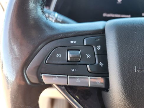 Used 2023 Cadillac Escalade Premium Luxury w/ Performance Package AWD/4WD image 22
