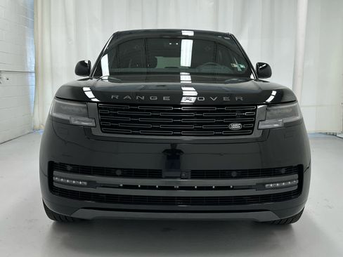 Used 2024 Land Rover Range Rover Long Wheelbase Autobiography image 5