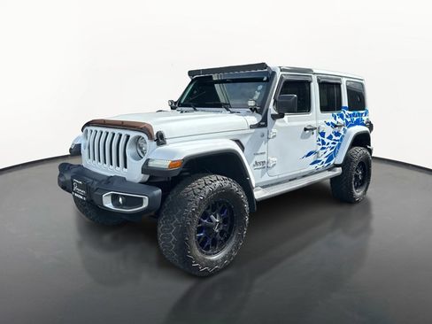 Used 2020 Jeep Wrangler Unlimited Sahara w/ Uconnect 4C Nav & Sound Group AWD/4WD image 7