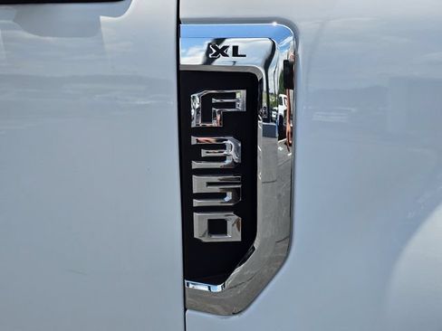 Used 2017 Ford F350 XL w/ XL Value Package RWD image 7