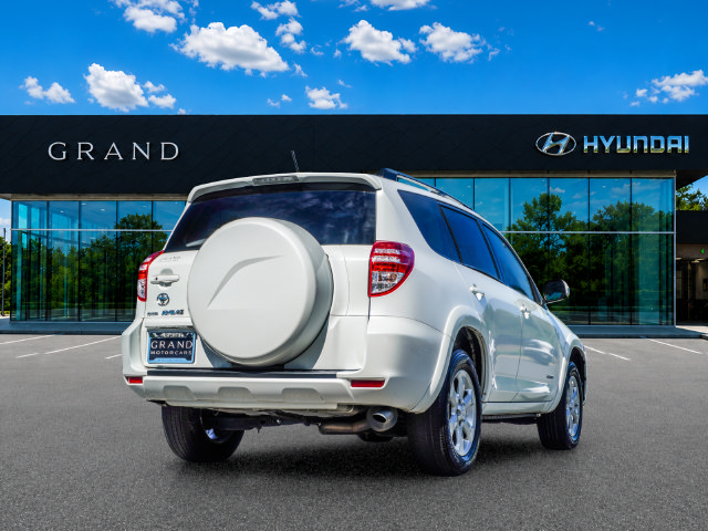 Used 2011 Toyota RAV4 Limited w/ Limited Extra Value Pkg FWD image 5