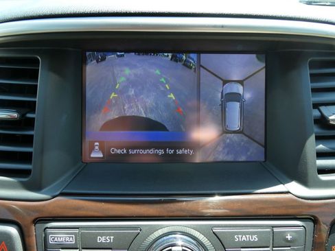 Used 2016 Nissan Pathfinder Platinum AWD/4WD image 33