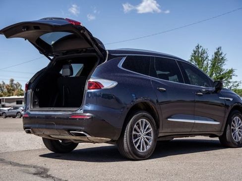 Used 2023 Buick Enclave Essence w/ LPO, Cargo Package FWD image 5