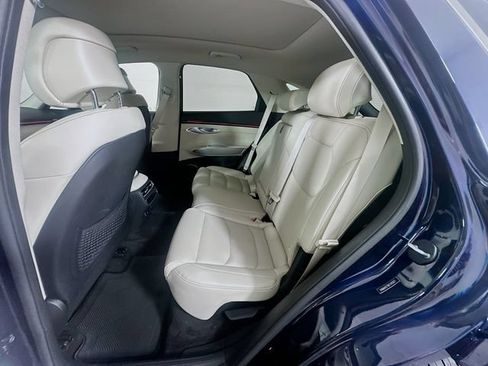 Certified 2026 Genesis GV70 2.5T Select AWD/4WD image 25