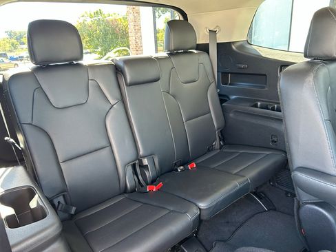 Used 2022 Kia Telluride EX w/ EX Premium Package image 39