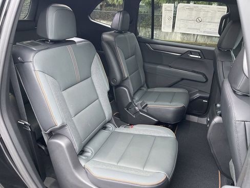 New 2026 GMC Acadia AT4 w/ Super Cruise Package AWD/4WD image 27