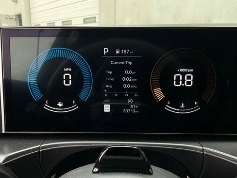 Used 2025 Hyundai Santa Fe SEL image 39