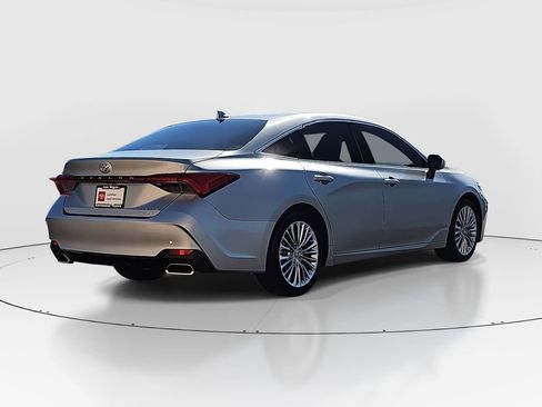 Certified 2021 Toyota Avalon Limited w/ Advanced Safety Package AWD/4WD image 5