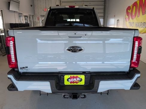 New 2026 Ford F250 XLT w/ XLT Premium Package AWD/4WD image 3