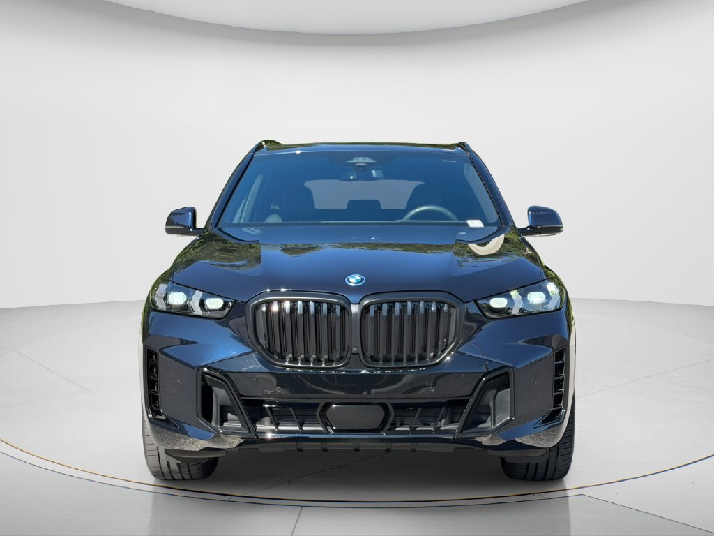 Used 2026 BMW X5 xDrive50e w/ M Sport Package AWD/4WD image 2