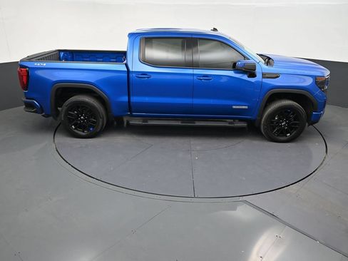 Used 2024 GMC Sierra 1500 Elevation AWD/4WD image 17